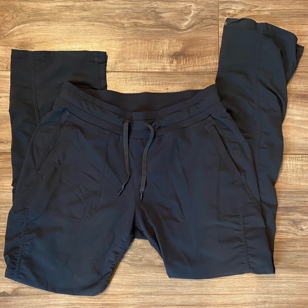 Women’s Athletic Pants